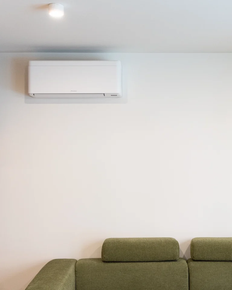 Daikin-Stylish-white-9